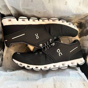 On Cloud Men's Black/White Size 8